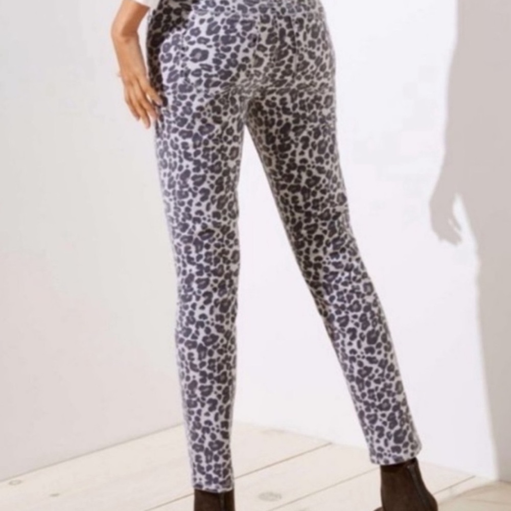 LOFT Gray Leopard Print High Rise Modern Skinny Jean - Picture 5 of 15